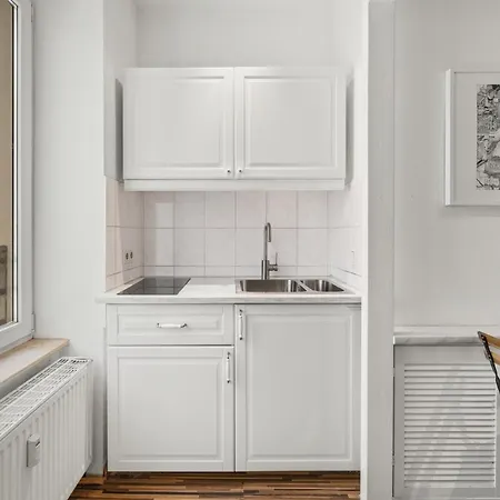 Budget Am Fernsehturm Апартаменты *