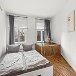 Budget Am Fernsehturm アパート *